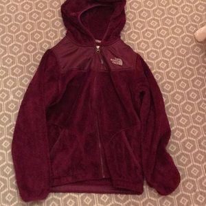 the North face girls cranberry colored jacket